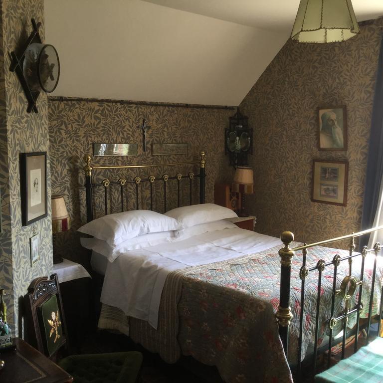 St Benedict - Victorian Bed And Breakfast Hastings Room photo